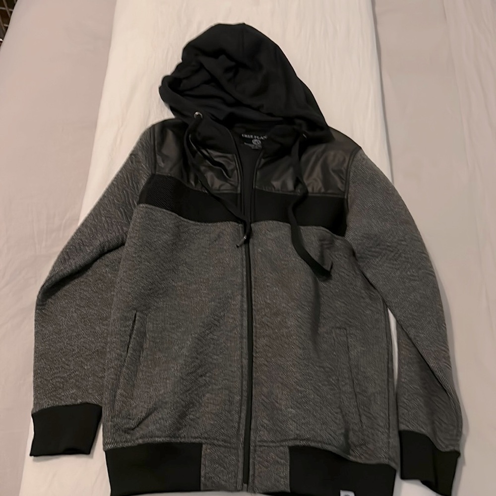 Free planet men’s hoodie zip up sweater